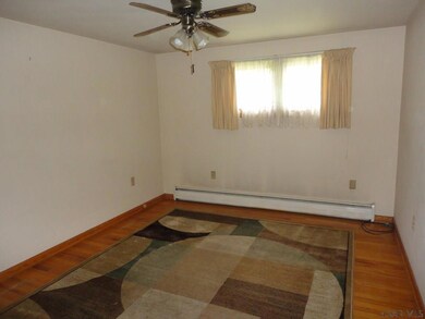 1748 Goucher St, Johnstown, PA 15905 - photo 5