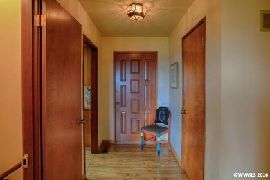 16260 SW Sunrise Ln, McMinnville, OR 97128 - photo 3