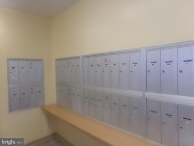 Wildman Arms Condominiums unit C406, Lansdowne, PA 19050 - photo 3