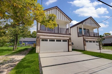 6534 Radcliffe St, Houston, TX 77091 - photo 2