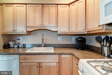 579 Vassar Rd, Wenonah, NJ 08090 - photo 5