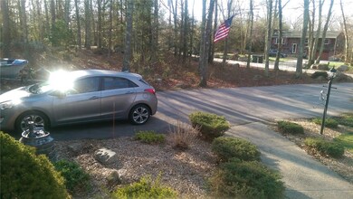 880 Whaley Hollow Rd, Coventry, RI 02816 - photo 3