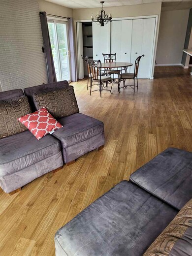 5003 University Ave, Cedar Falls, IA 50613 - photo 3