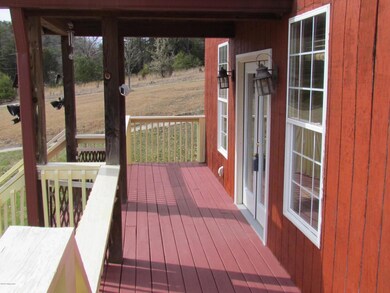 821 E Oak St, Lebanon Junction, KY 40150 - photo 5