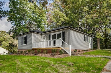 935 Center St, Asheboro, NC 27203 - photo 2