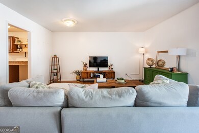 408 Sycamore Dr unit D, Decatur, GA 30030 - photo 5