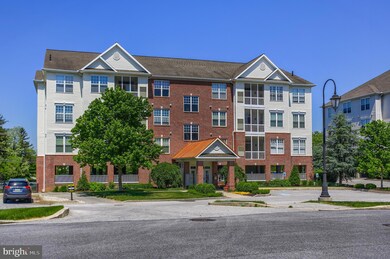 1050 Crest Way unit 204, York, PA 17403 - photo 4