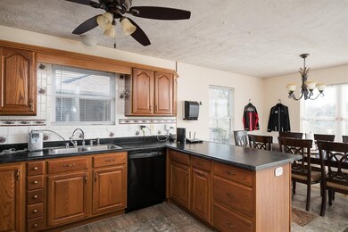 328 Village Dr, Frankfort, KY 40601 - photo 4