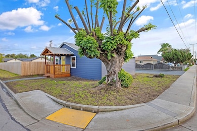 1175 W Maple St, Exeter, CA 93221 - photo 5