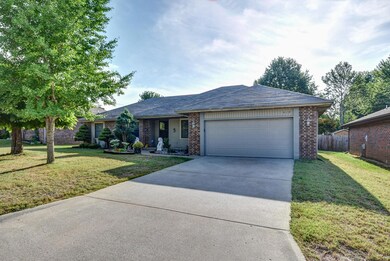 412 Hillcrest Ave-2