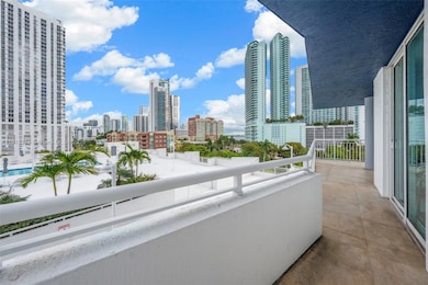 275 NE 18th St unit 708, Miami, FL 33132 - photo 2