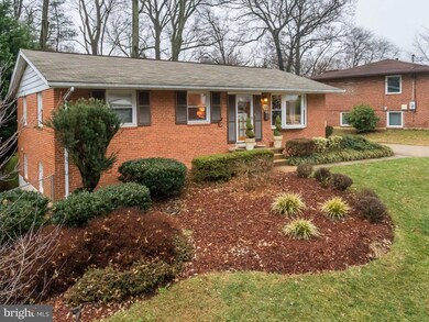 206 Yeonas Dr SW, Vienna, VA 22180 - photo 2