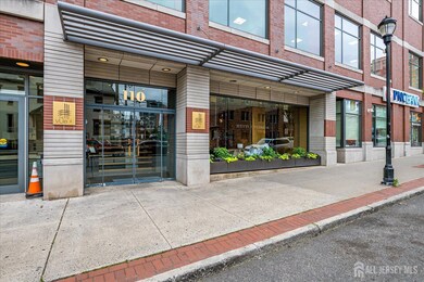 110 Somerset St unit 2107, New Brunswick, NJ 08901 - photo 5