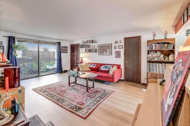 4146 N Kedvale Ave unit 1C, Chicago, IL 60641 - photo 3