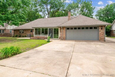 6123 E 53rd St, Tulsa, OK 74135 - photo 5