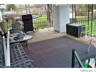 Deck.