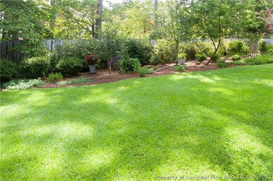 585 Broyhill Rd, Fayetteville, NC 28314 - photo 6