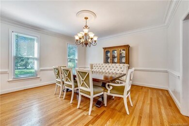 Spacious Dining Room