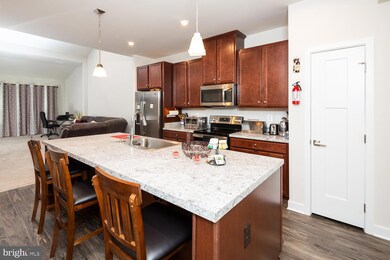 2012 Rivers Dr, Newark, DE 19702 - photo 3