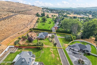 10709 Summitview Rd M0to6oicl3z, Yakima, WA 98908 - photo 5