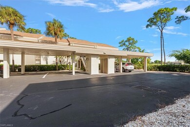 5665 Trailwinds Dr unit 616, Fort Myers, FL 33907 - photo 2