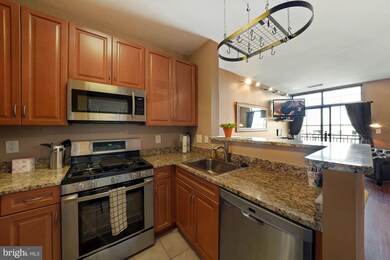 Atlas unit 918, Washington, DC 20037 - photo 7