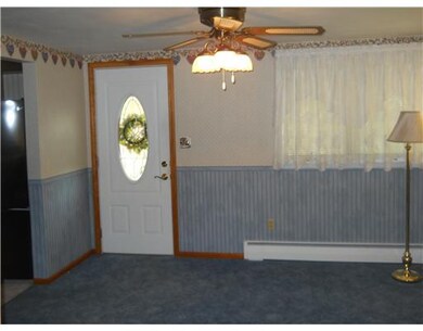 Family Room. Picture Perfect