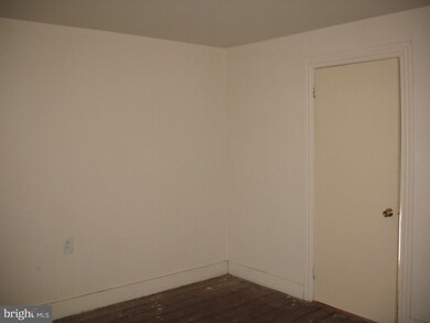 222 N King St, Gloucester City, NJ 08030 - photo 3