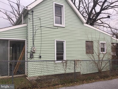 214 S Hawbaker Cir, Clear Spring, MD 21722 - photo 6