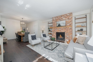 6-web-or-mls-184 E Kossuth St 007