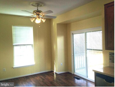 2463 Sugar Mill Way, Herndon, VA 20171 - photo 7