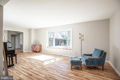 261 N Tamenend Ave, Doylestown, PA 18901 - photo 4