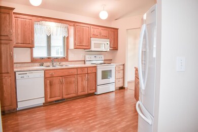 318 Voyager Dr, Alexandria, MN 56308 - photo 5