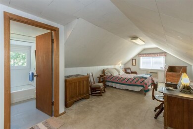 710 19th St SE, Cedar Rapids, IA 52403 - photo 5