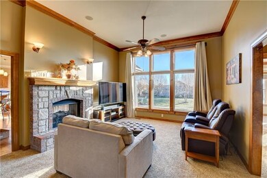 4419 SW Admiral Byrd Dr, Lees Summit, MO 64082 - photo 5