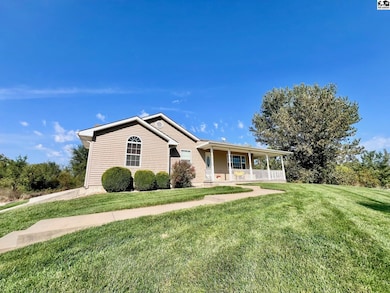 710 Rolling Dunes Rd, Hutchinson, KS 67502 - photo 2