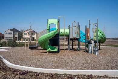 12914 Bone Dry Ln, von Ormy, TX 78073 - photo 6