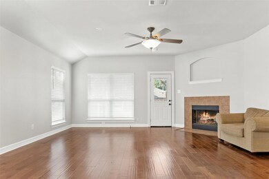 2012 Creekdale Dr, Denton, TX 76210 - photo 5