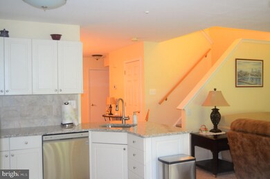 527 Jason Dr, Southampton, PA 18966 - photo 7