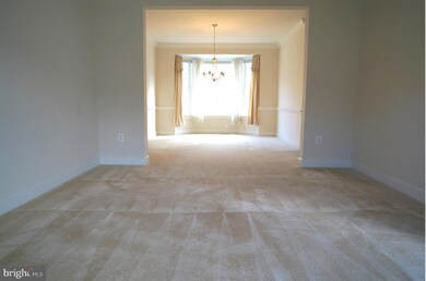 3466 Logstone Dr, Triangle, VA 22172 - photo 6