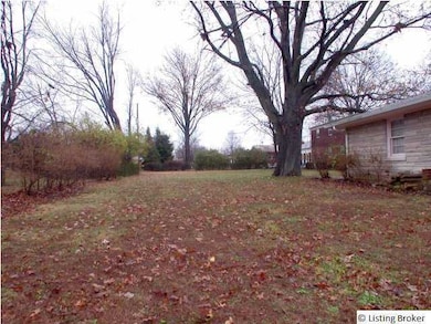 9002 Hurstbourne Ln, Louisville, KY 40220 - photo 2