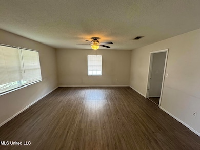 213 Oak St, Long Beach, MS 39560 - photo 4