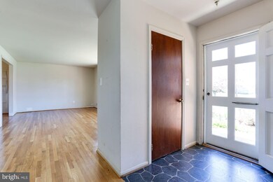 2928 Red Lion Ln, Silver Spring, MD 20904 - photo 7