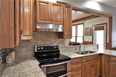 16235 W 80th Place, Lenexa, KS 66219 - photo 6