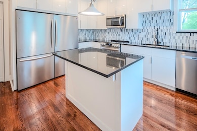 18 N Prospect St, Amherst, MA 01002 - photo 6