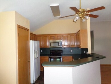 unlisted-address, Norman, OK 73072 - photo 6