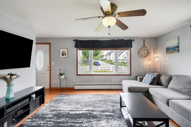 956 Varnum Ave, Lowell, MA 01854 - photo 3