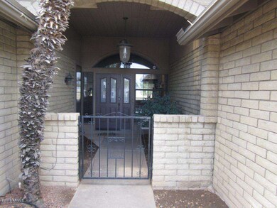 Holmes Listing 004