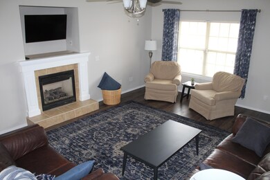 0CFC0608-C2BA-47D4-832C-07EFE75A1312