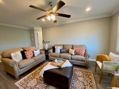 307 Robinson Ave unit 5, East Patchogue, NY 11772 - photo 5